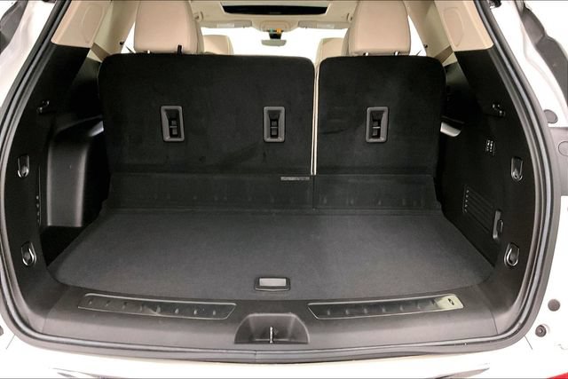Used 2023 Buick Enclave Avenir w/ Avenir Technology Package FWD image 43