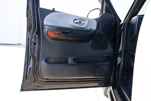 Used 2003 Ford F150 Harley-Davidson image 14