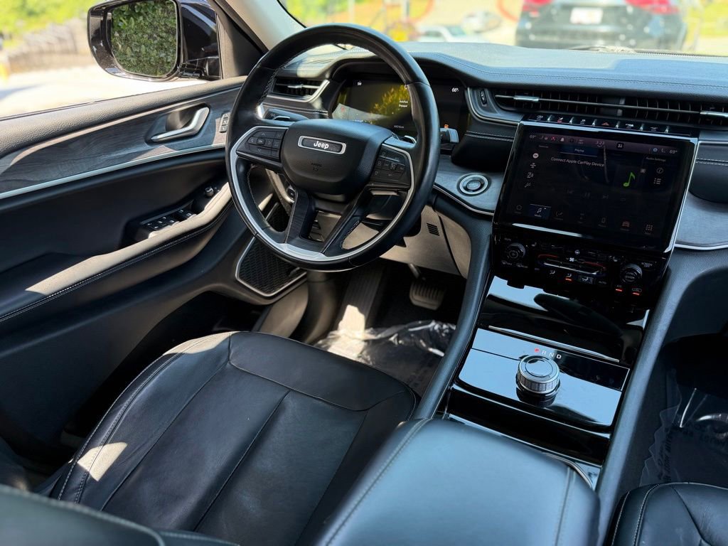 Used 2022 Jeep Grand Cherokee L Limited RWD image 40