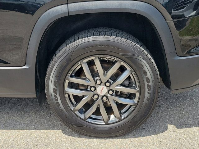 Used 2017 GMC Acadia SLT image 10