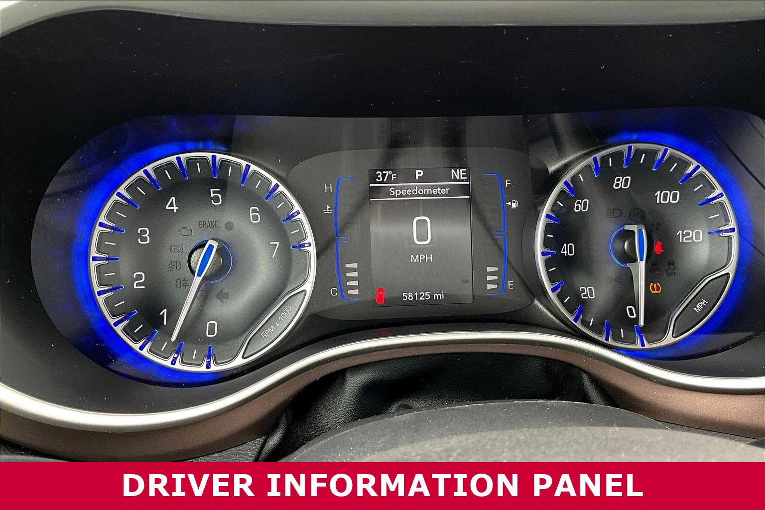 Used 2024 Chrysler Voyager LX image 13