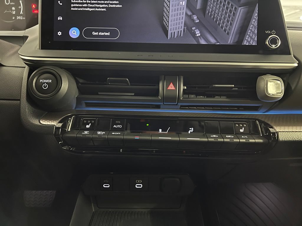 Certified 2023 Toyota Prius XLE FWD image 29