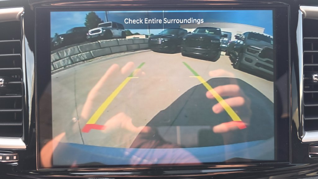 New 2027 Chrysler Pacifica Select FWD image 36