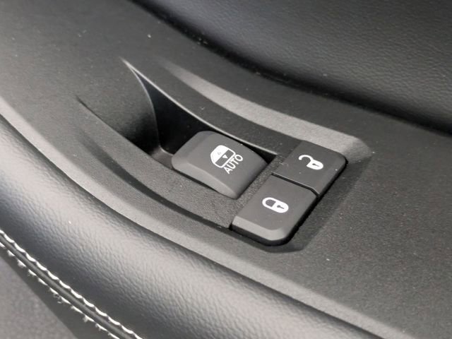 Certified 2024 Jeep Grand Cherokee Limited w/ Luxury Tech Group II image 37