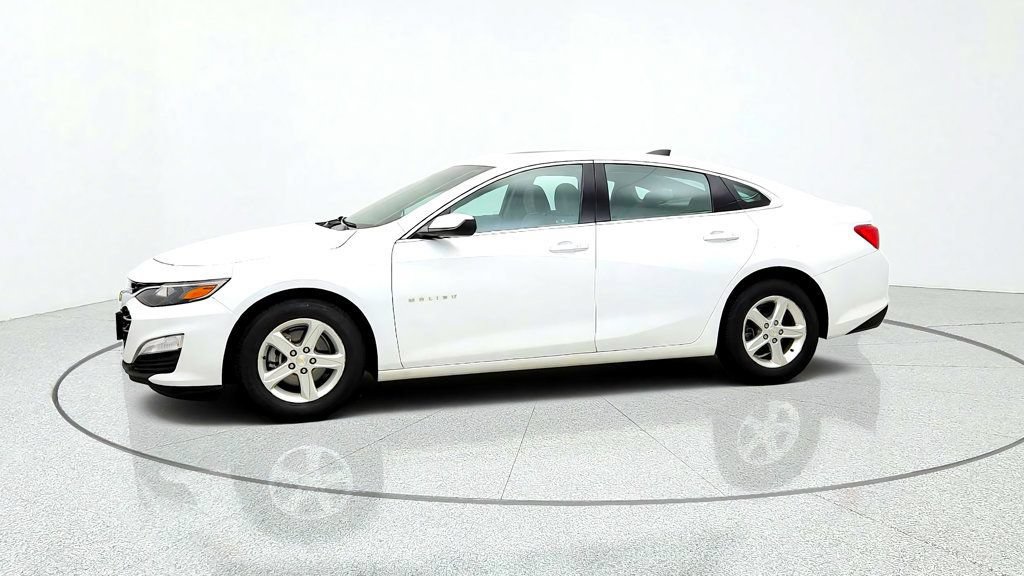 Used 2022 Chevrolet Malibu LS w/ Driver Confidence Package FWD image 8