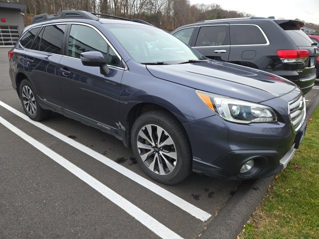 Used 2017 Subaru Outback 2.5i Limited image 4