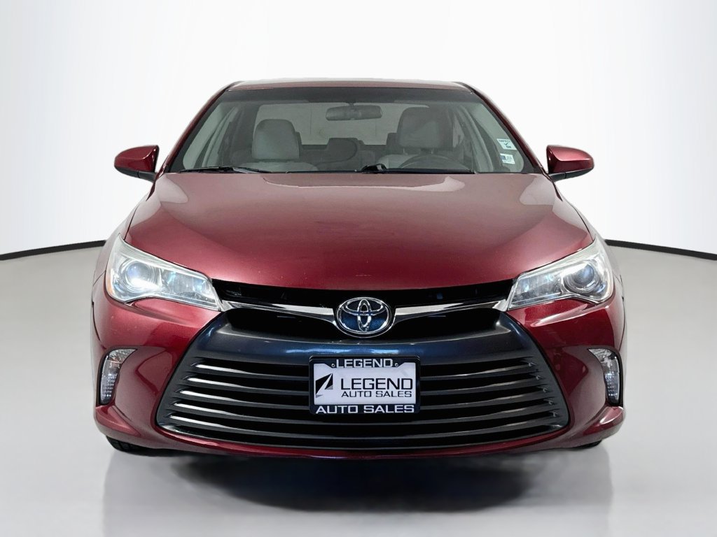 Used 2017 Toyota Camry LE FWD image 3