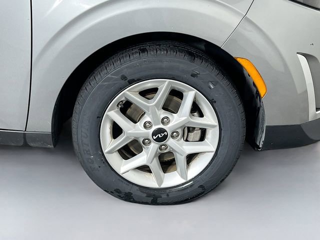 Used 2024 Kia Soul LX w/ Option Group 015 FWD image 33
