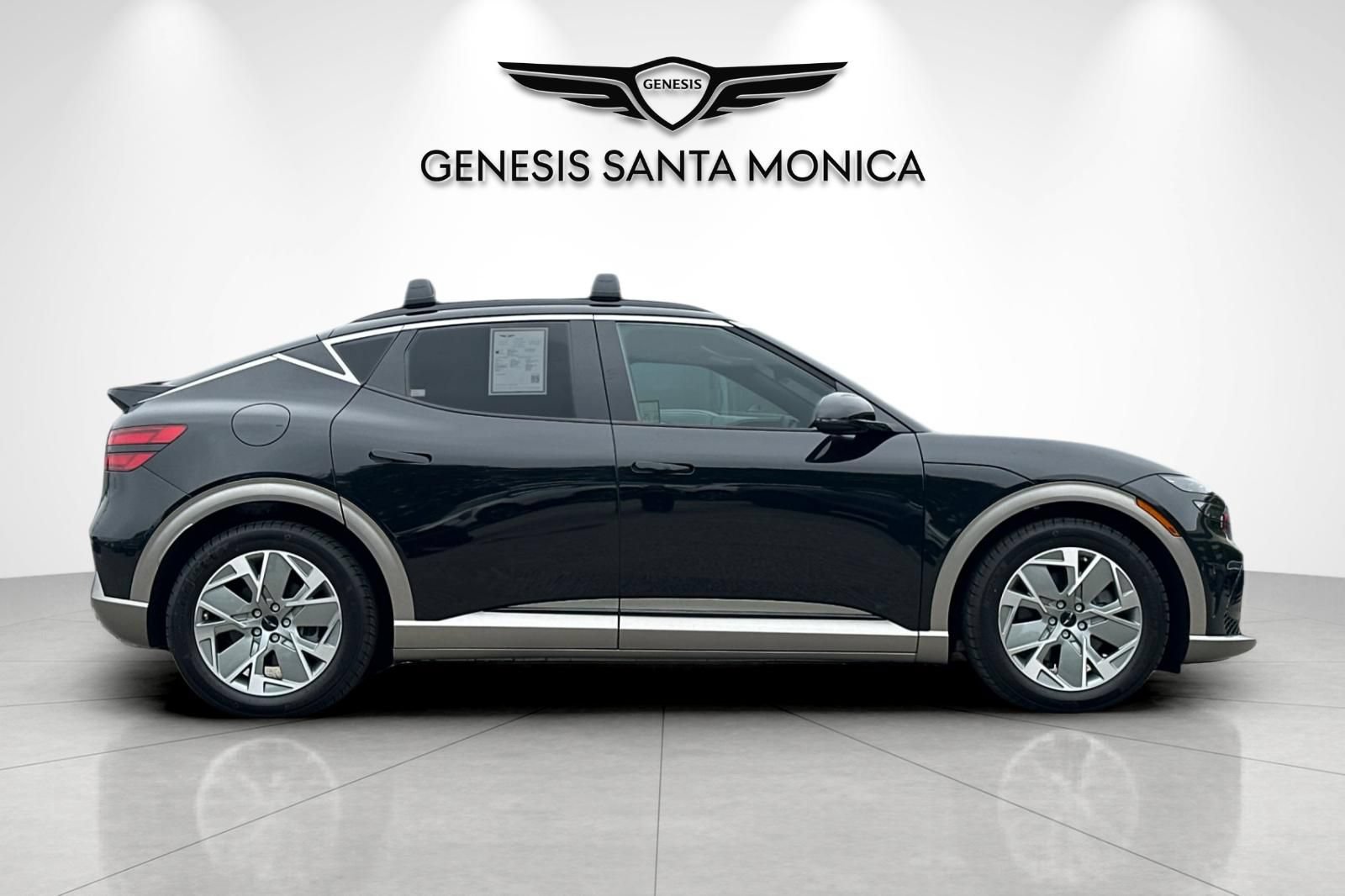 Used 2025 Genesis GV60 Advanced AWD/4WD image 4