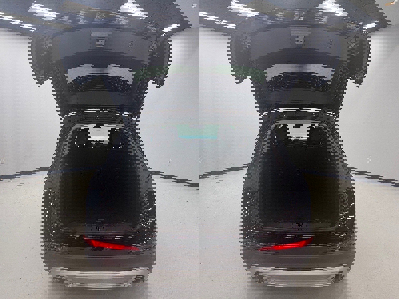 Used 2022 Lincoln Corsair AWD w/ Equipment Group 101A image 7