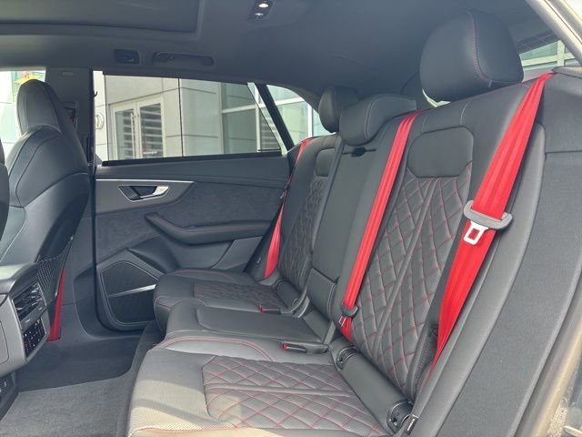 New 2026 Audi Q8 Prestige image 36