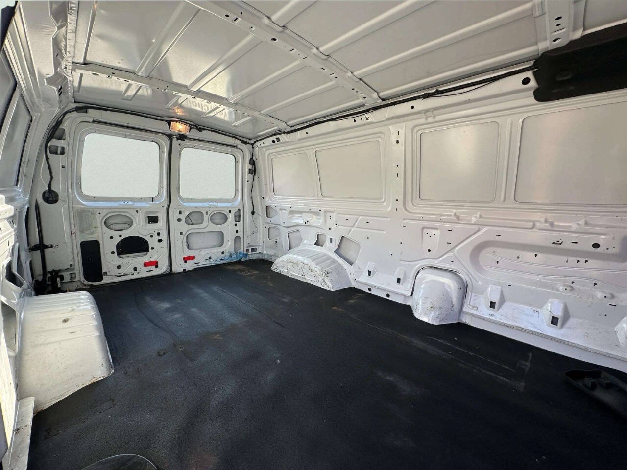 Used 2012 Ford E-250 and Econoline 250 w/ PWR Group RWD image 15