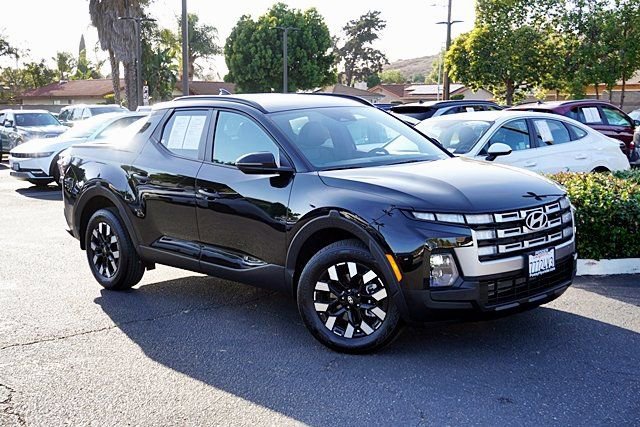 Certified 2025 Hyundai Santa Cruz SEL FWD image 3