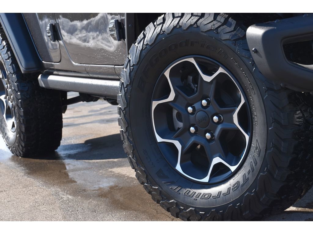 Used 2022 Jeep Wrangler Unlimited Rubicon 4xe w/ Steel Bumper Group image 9