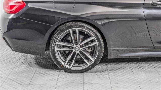 Used 2019 BMW 430i Coupe w/ M Sport Package image 32