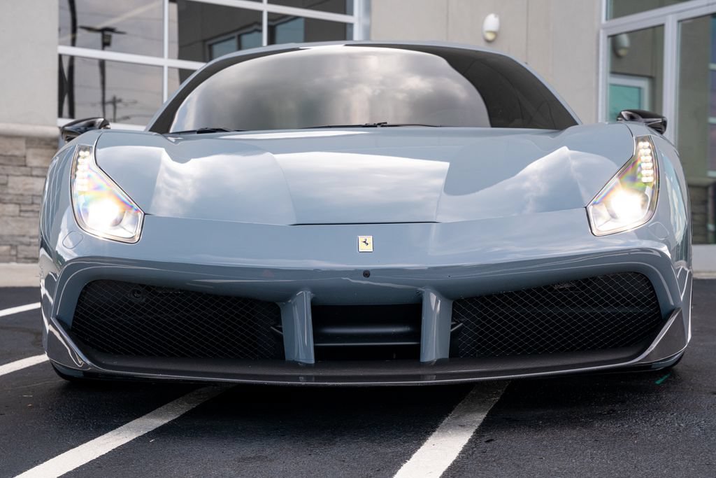 Used 2016 Ferrari 488 GTB RWD image 4
