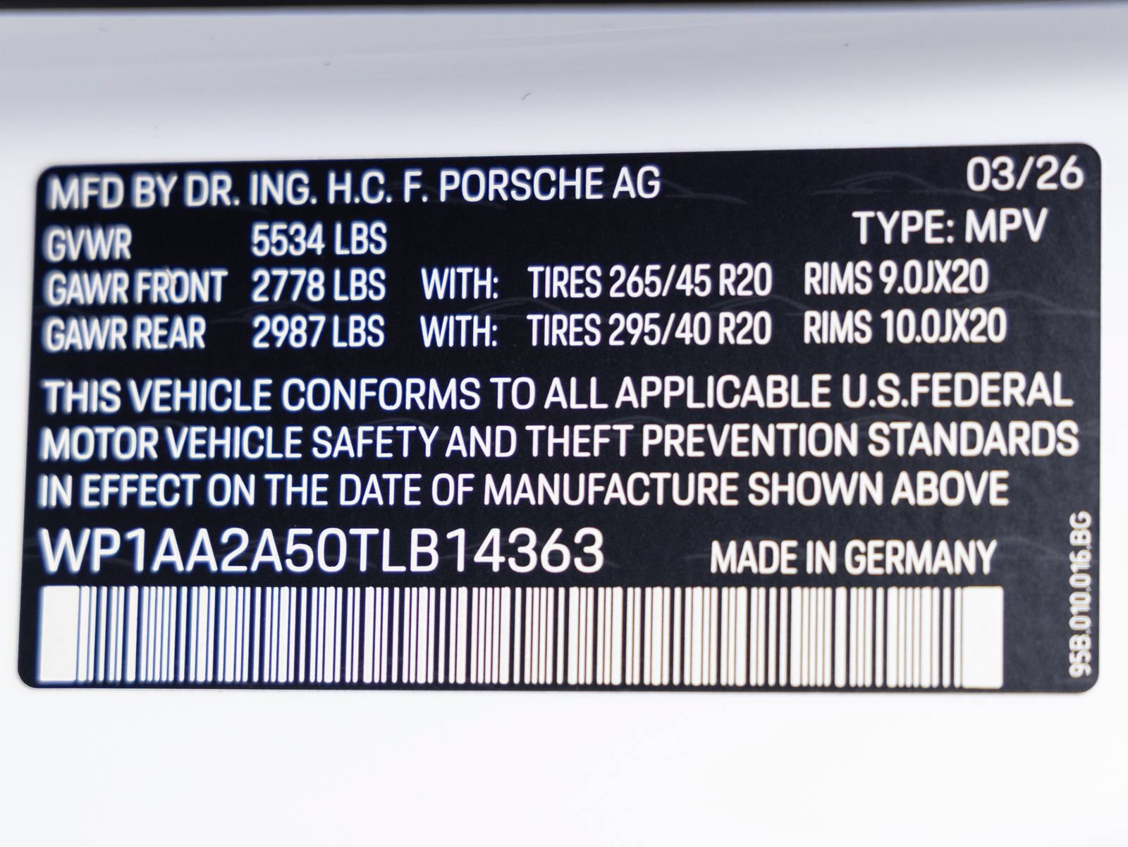 New 2026 Porsche Macan Turbo AWD/4WD image 39