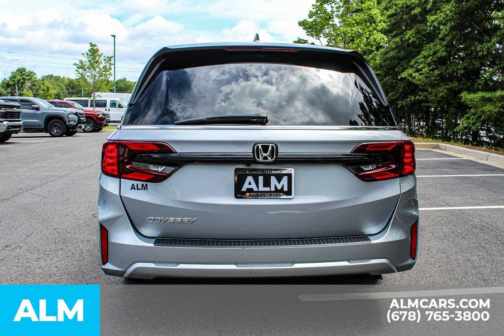 Used 2025 Honda Odyssey EX-L image 10