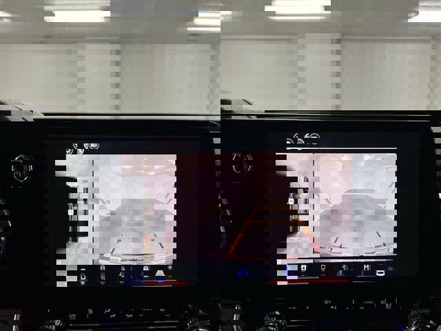 Certified 2024 GMC Canyon Denali image 15