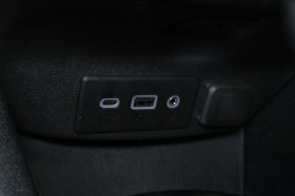 Used 2025 Chevrolet Malibu LT FWD image 31