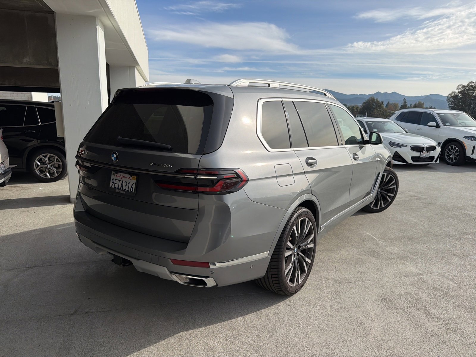 Certified 2023 BMW X7 xDrive40i image 4