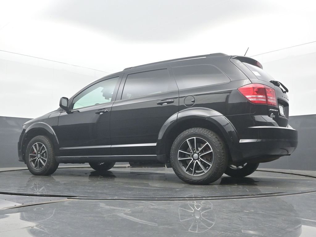 Used 2017 Dodge Journey SE w/ Flexible Seating Group image 49