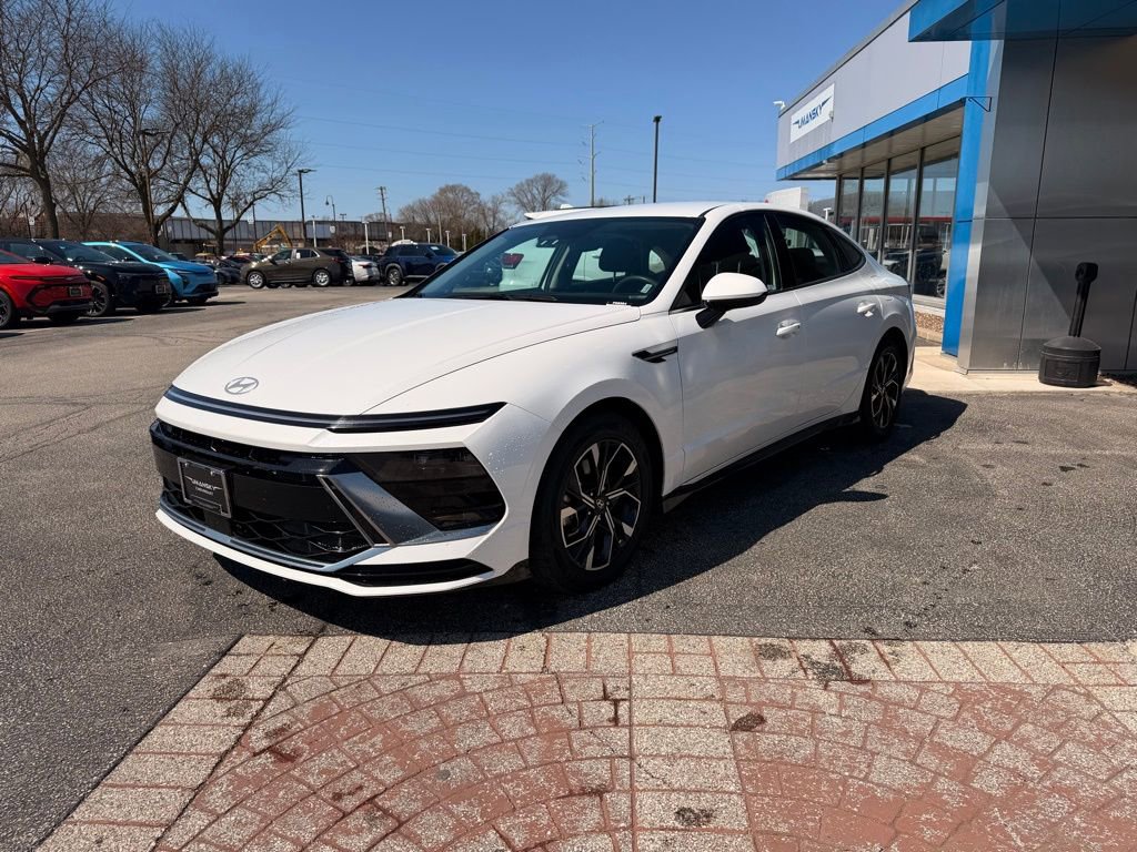 Used 2024 Hyundai Sonata SEL image 3