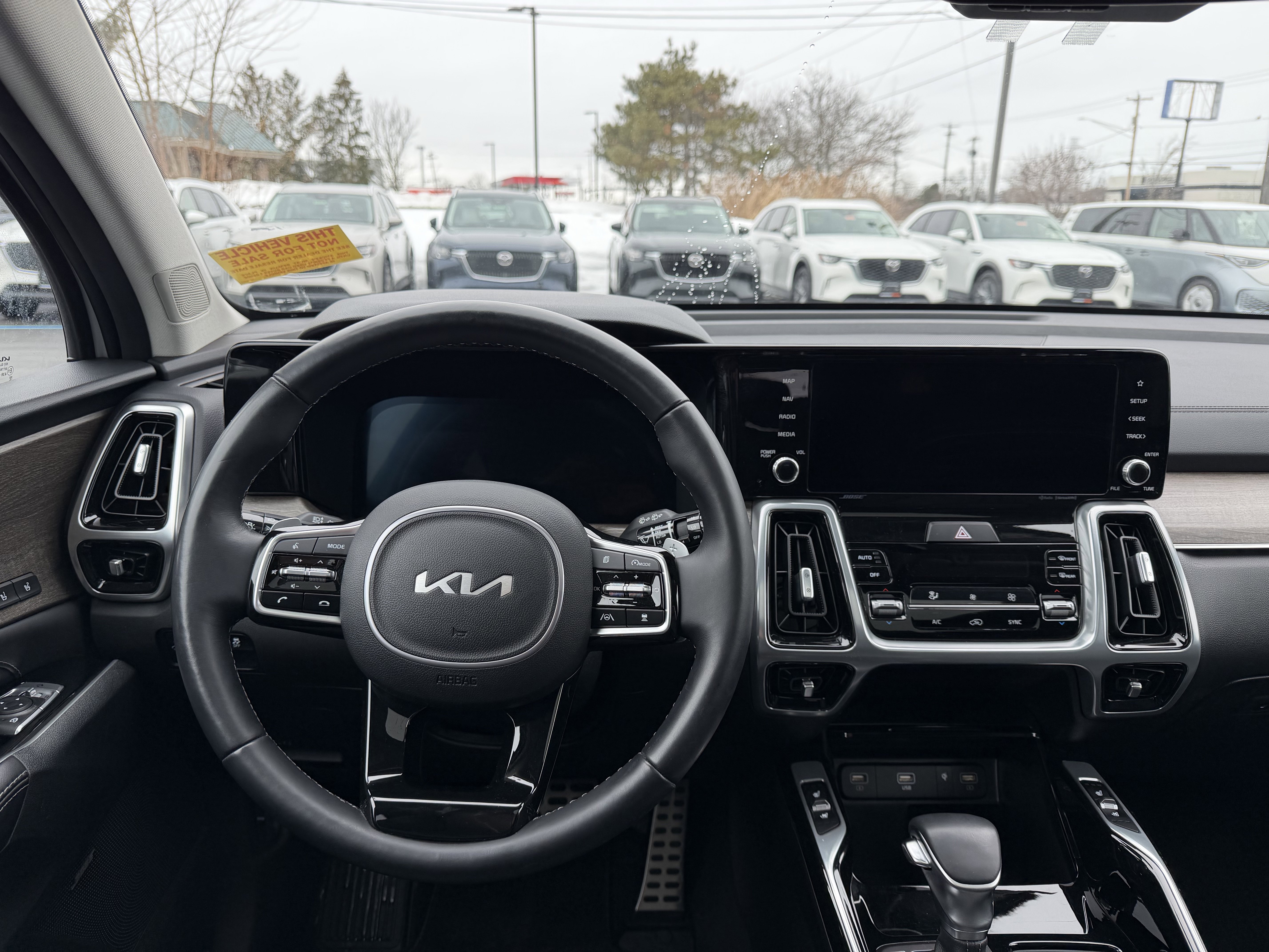 Used 2023 Kia Sorento SX Prestige image 13