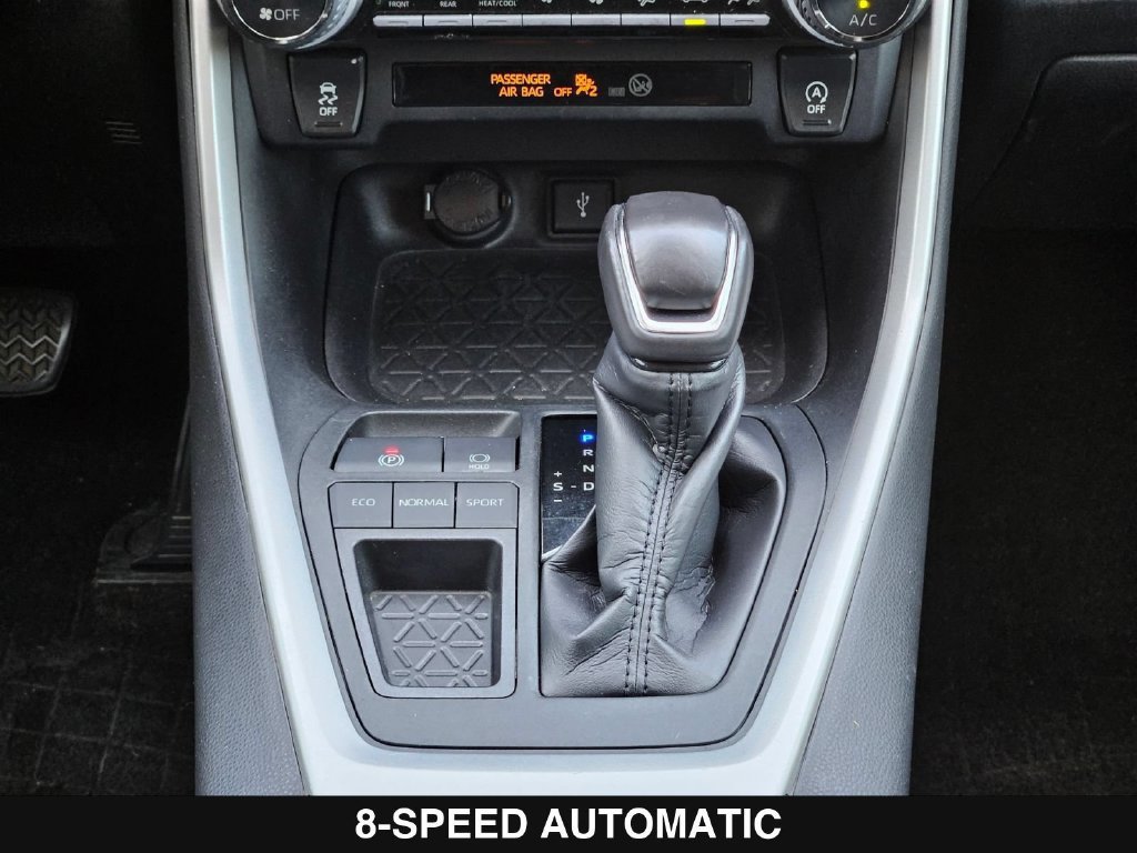 Used 2020 Toyota RAV4 XLE Premium FWD image 21
