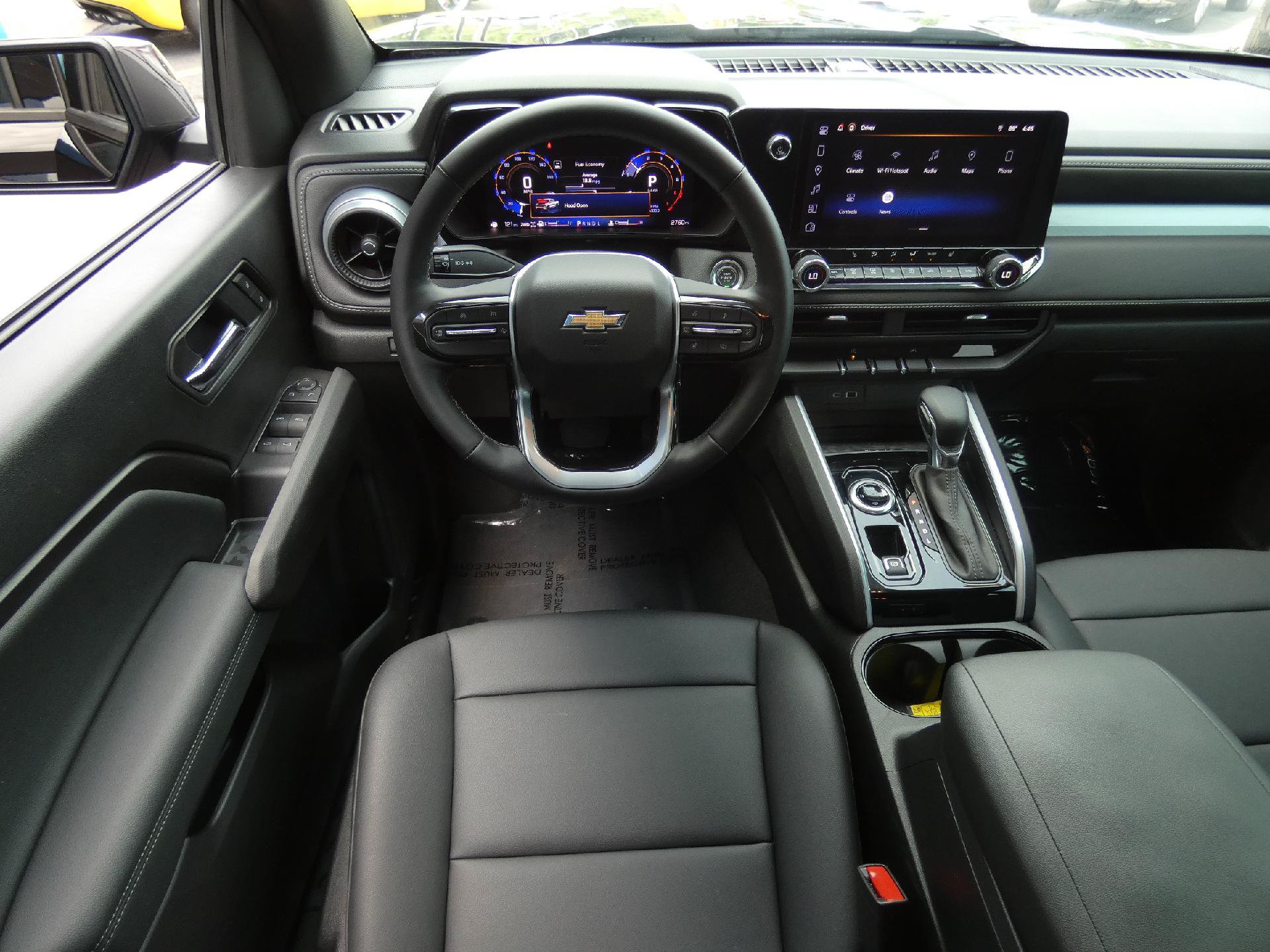 Used 2025 Chevrolet Colorado LT w/ LT Convenience Package AWD/4WD image 14
