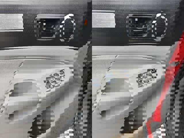 Used 2010 Toyota Tacoma 4x4 Double Cab image 10