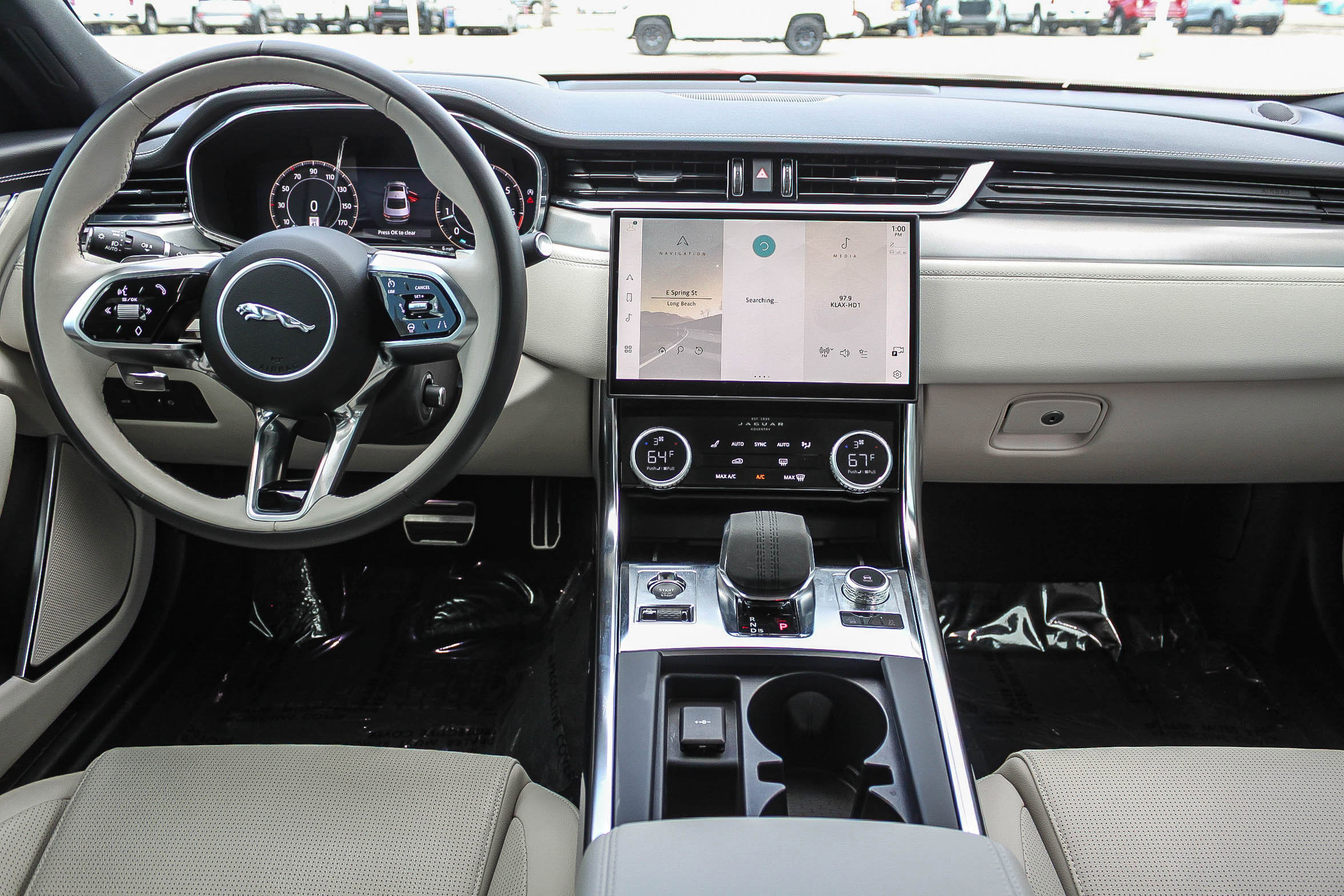 Used 2024 Jaguar XF R-Dynamic SE image 14