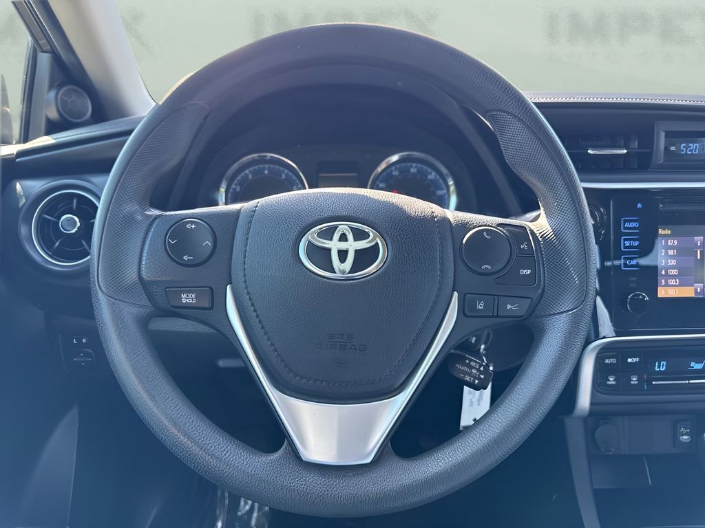 Used 2019 Toyota Corolla LE image 12