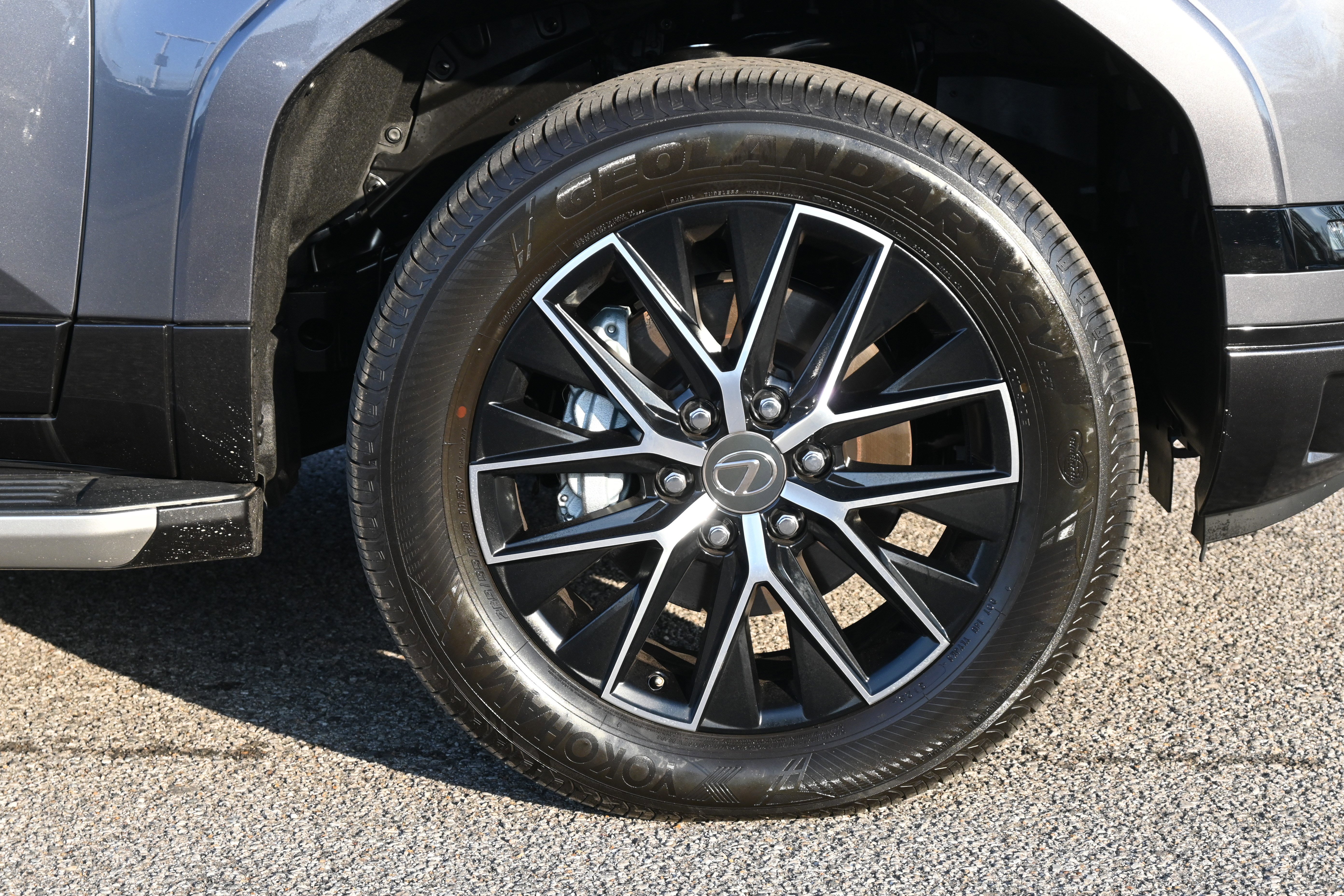 Used 2025 Lexus GX 550 GX 550 Premium+ image 14