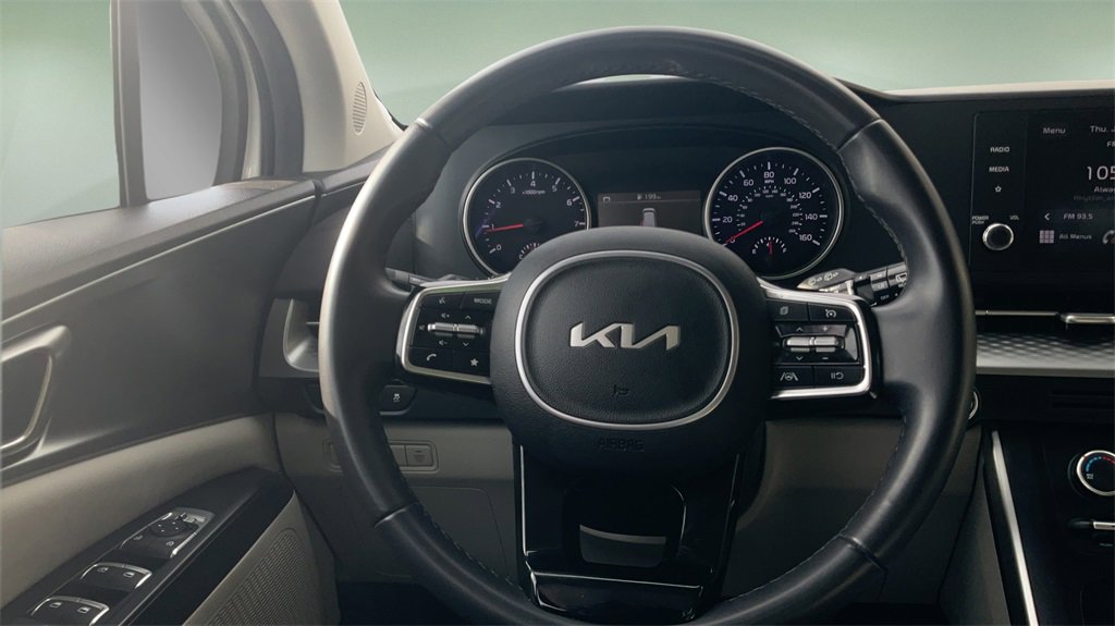 Used 2024 Kia Carnival LX image 14