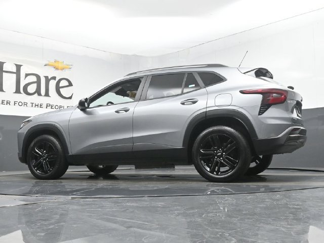 Used 2024 Chevrolet Trax ACTIV w/ Sunroof Package FWD image 60