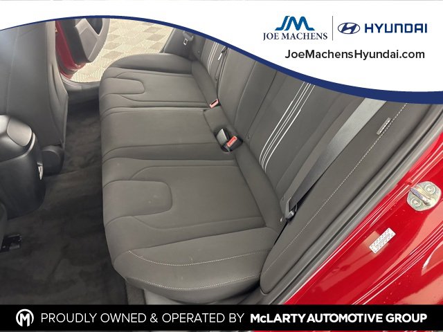 Certified 2025 Hyundai Elantra Sport image 22