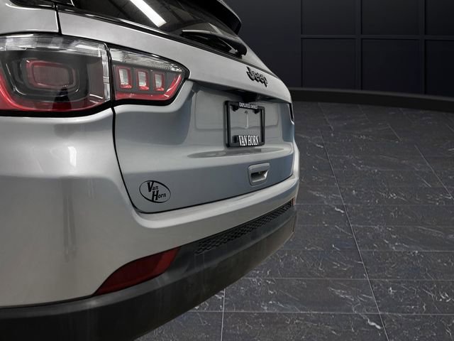 Used 2021 Jeep Compass Latitude image 29