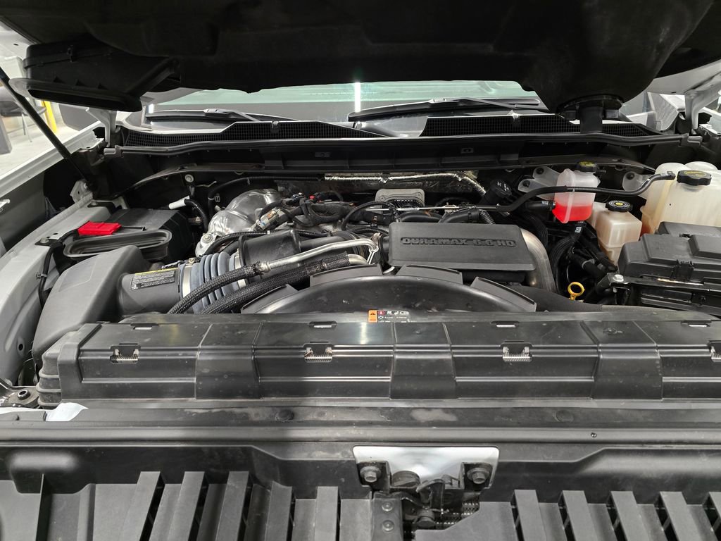 Used 2025 Chevrolet Silverado 2500 LT w/ Convenience Package image 16