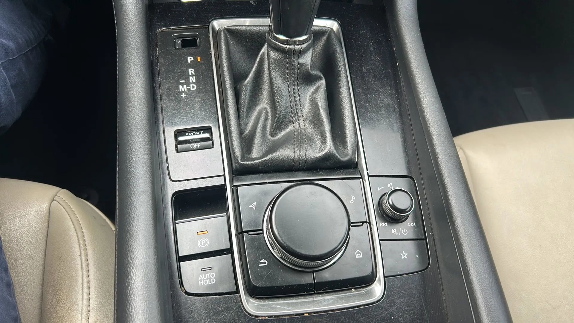 Used 2019 MAZDA MAZDA3 AWD Sedan w/ Select Package image 25