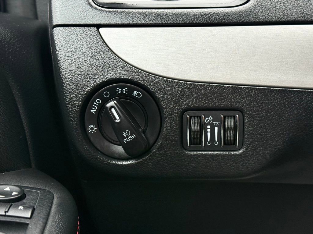 Used 2015 Dodge Grand Caravan R/T w/ Safety Sphere Group image 16