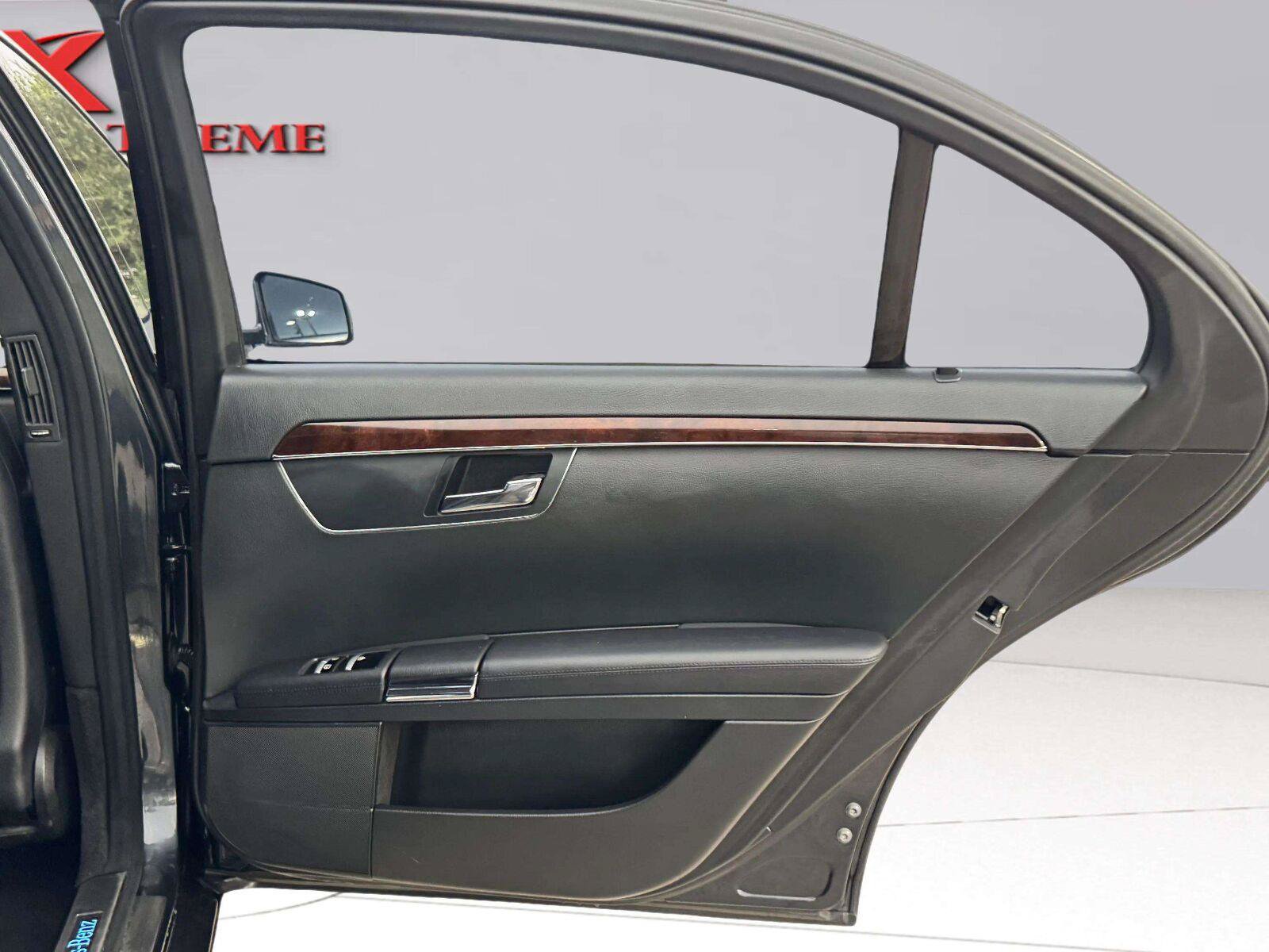 Used 2013 Mercedes-Benz S 550 image 40