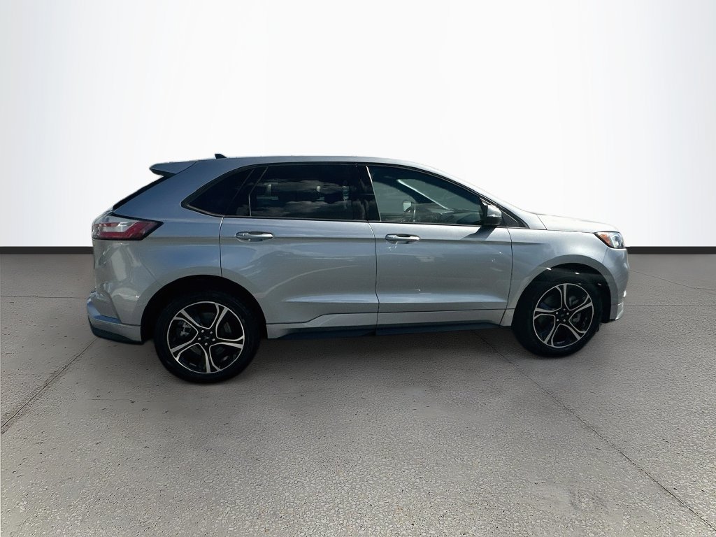 Used 2022 Ford Edge ST AWD/4WD image 8