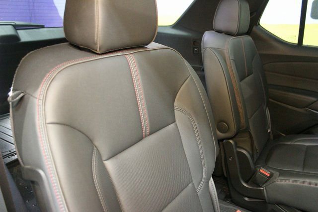 Used 2023 Chevrolet Traverse RS w/ LPO, Floor Liner Package image 11