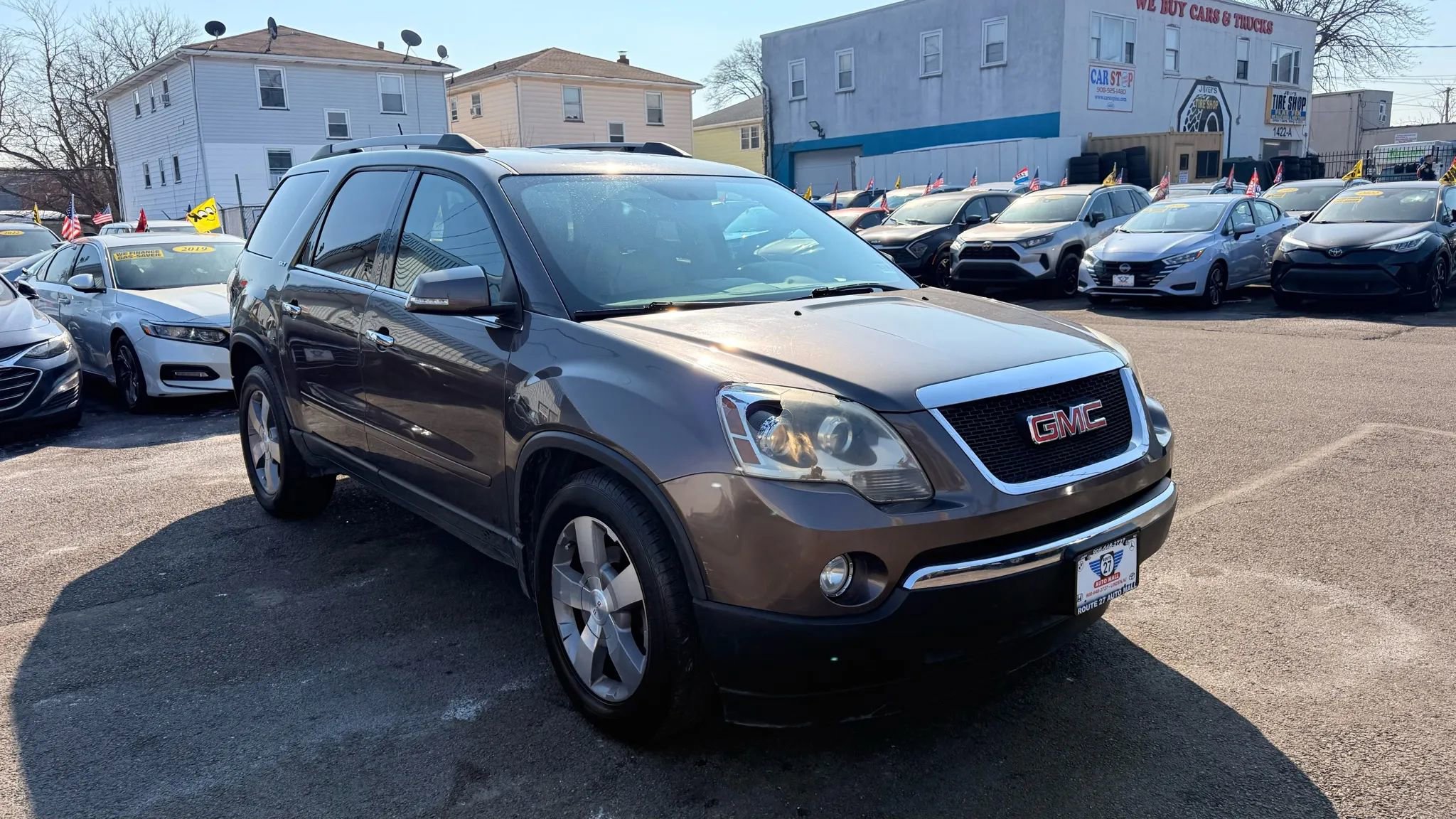 Used 2012 GMC Acadia SLT image 2