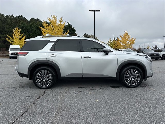 Certified 2025 Nissan Pathfinder SL w/ SL Premium Package image 9