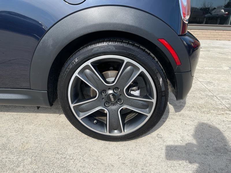 Used 2014 MINI Cooper S FWD image 16