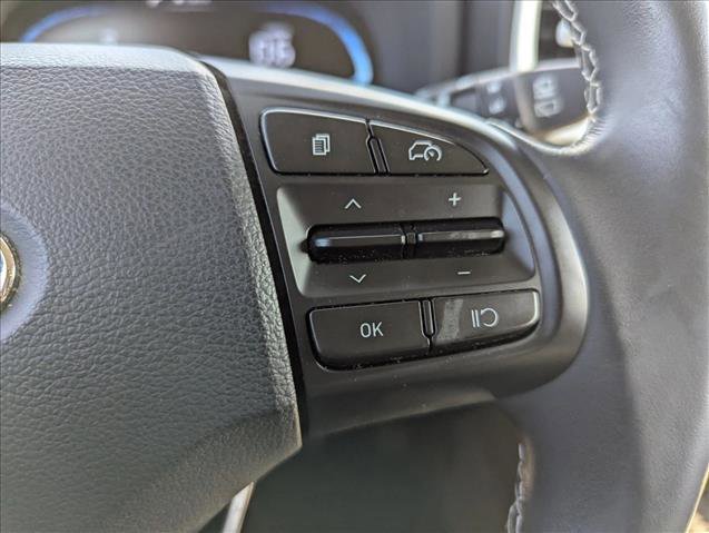 Used 2023 Hyundai Venue Limited image 13