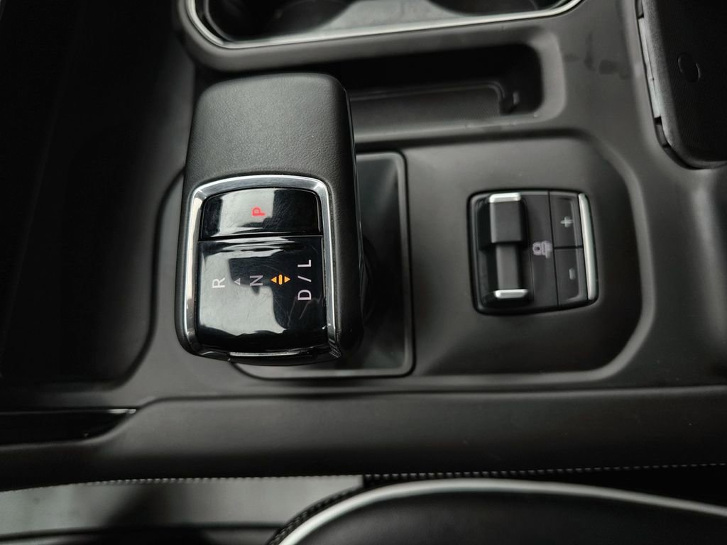 Used 2024 GMC Sierra 1500 AT4X image 22