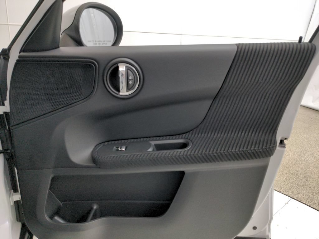 Used 2017 MINI Cooper Countryman ALL4 AWD/4WD image 27